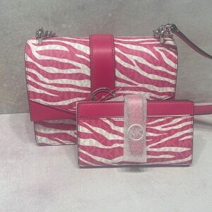 Michael Kors Greenwich Medium Flap Crossbody Bag & Wallet Set Dragonfruit Pink